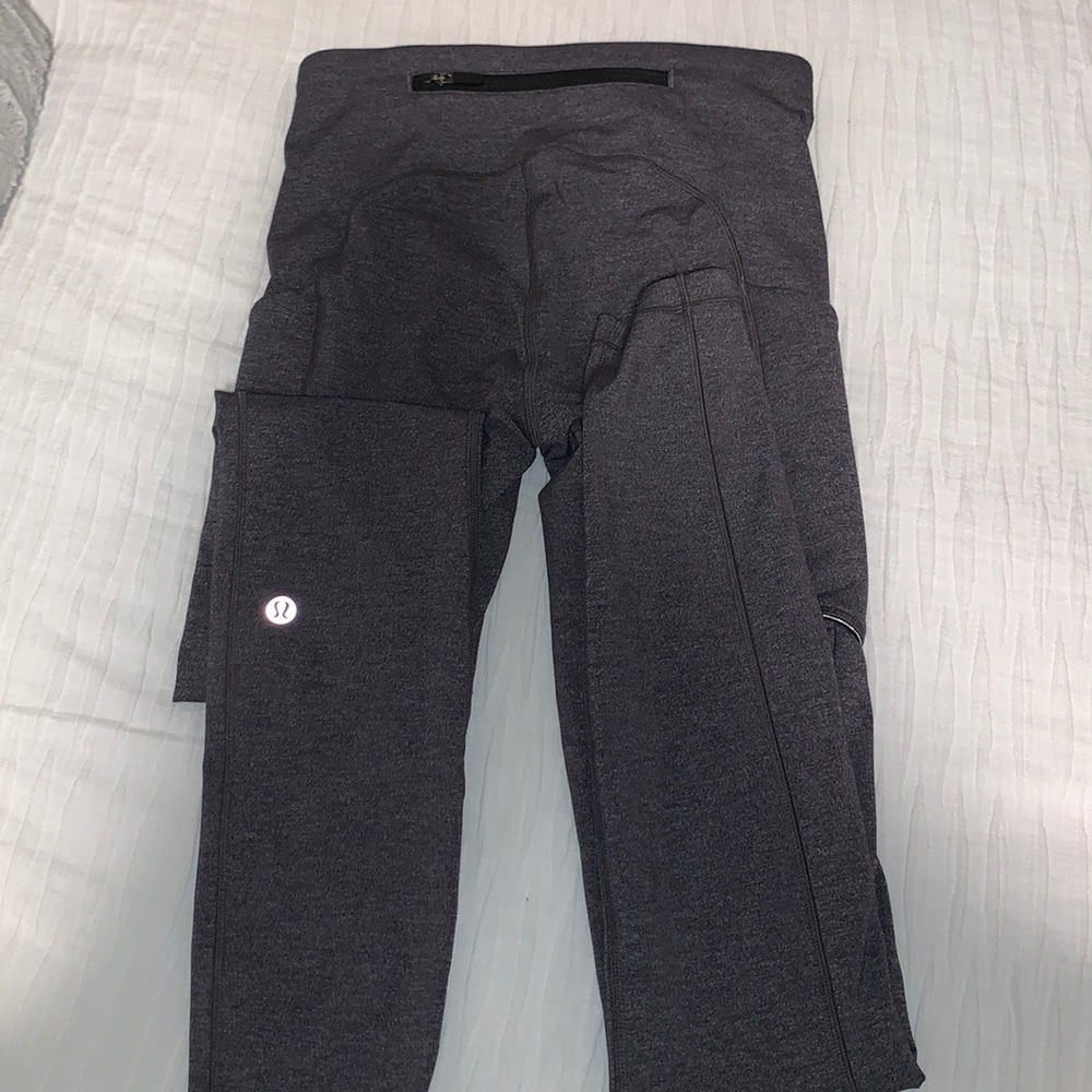 Lululemon leggings with side pockets